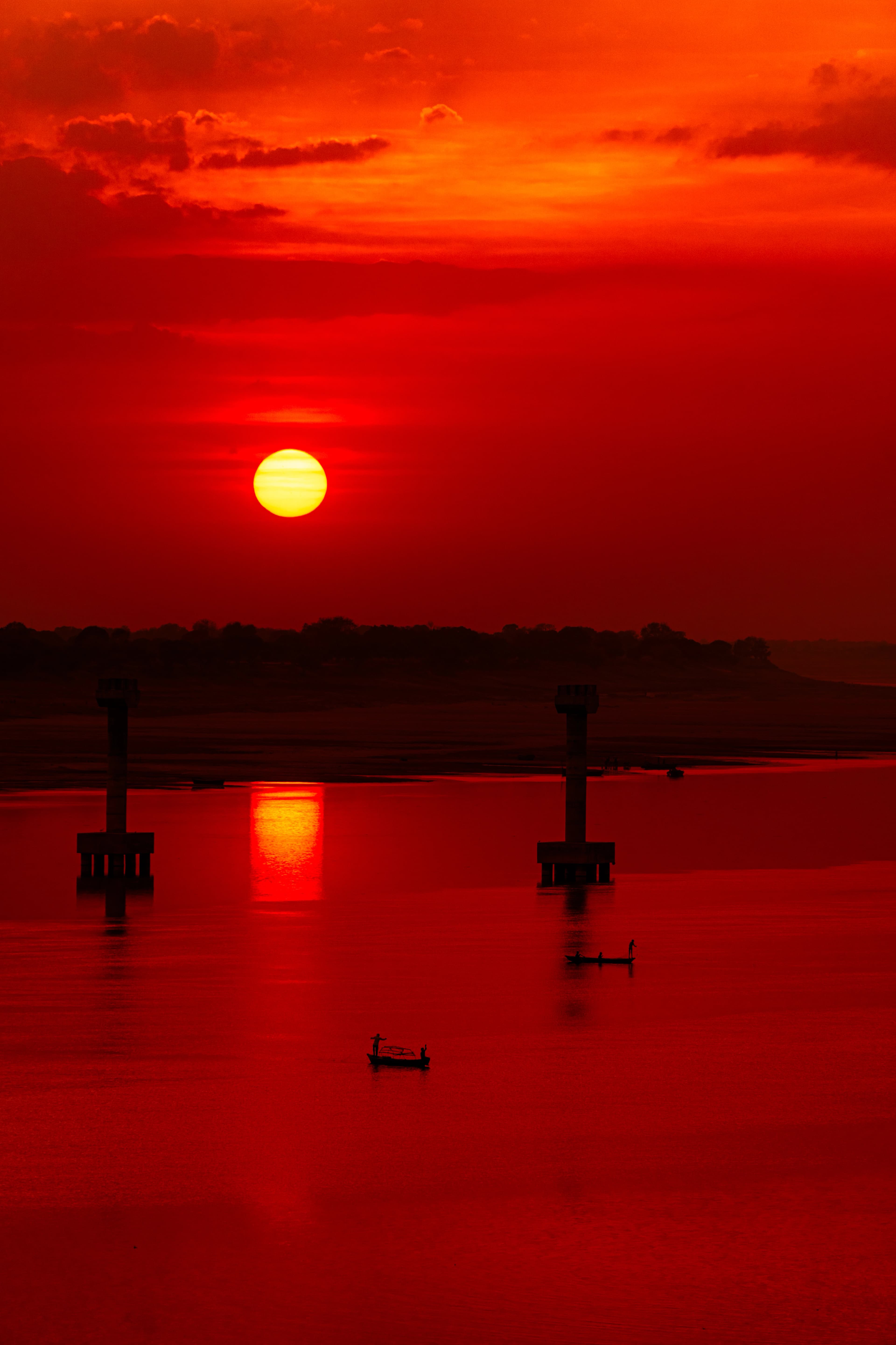 SHADES OF INDIA - presents